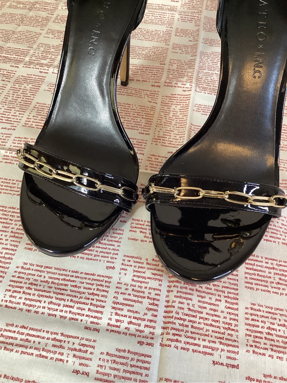 MATEO x I.N.C. Black Patent Leather Chain Heels NIB Size 10M - Picture 8 of 9